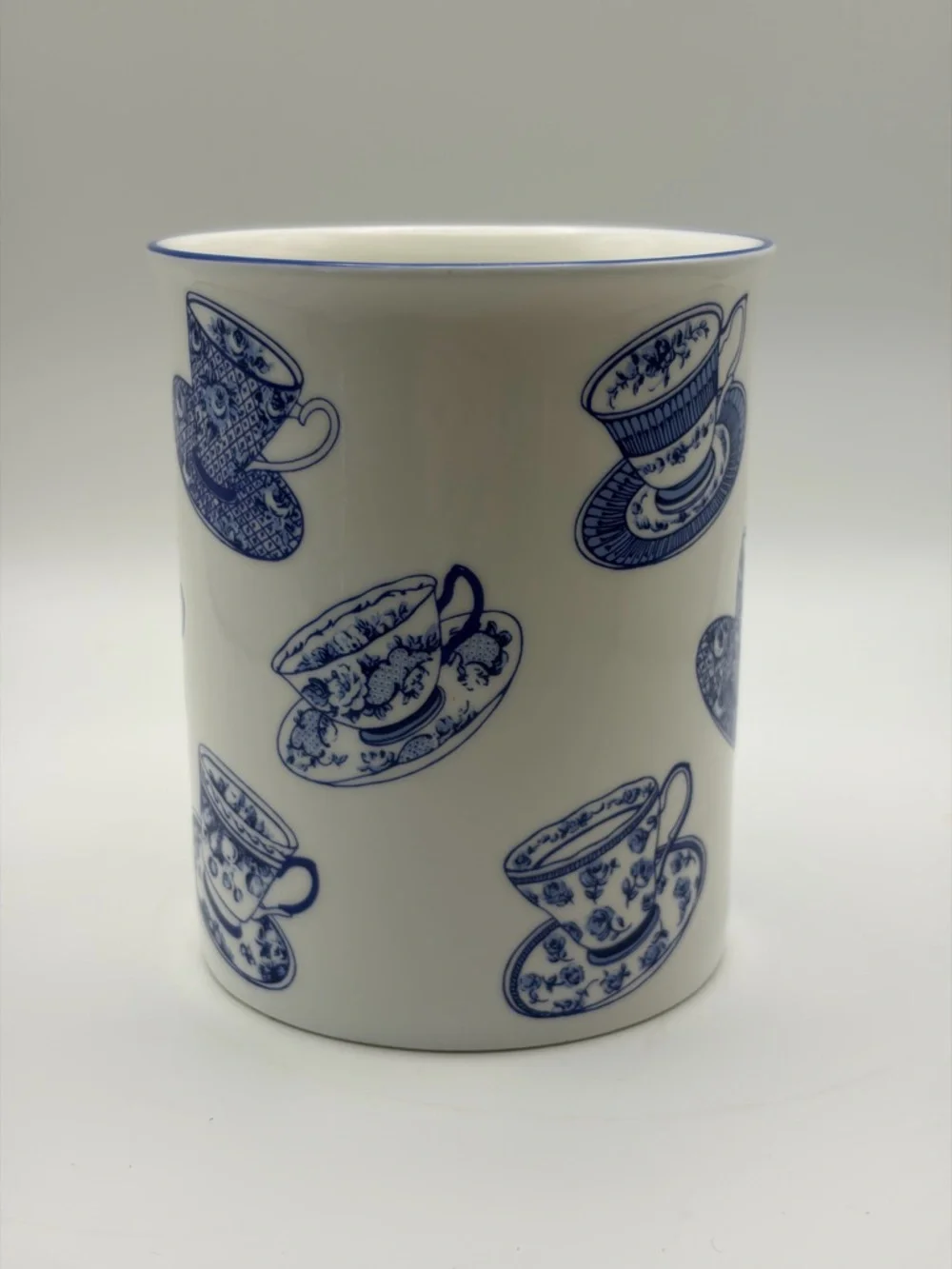 Royal Grafton Coffee Mug China Blue Pattern White & Blue Cottagecore Shabby Chic